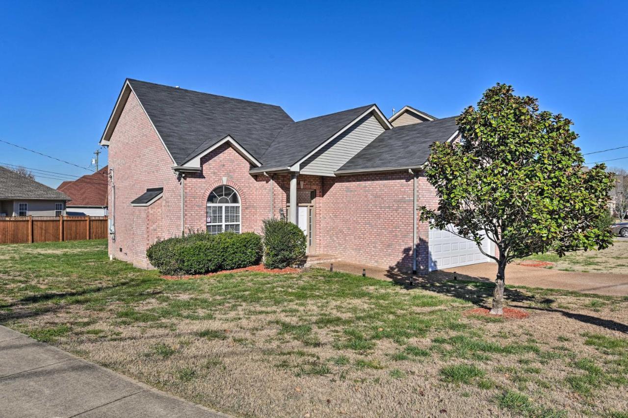 Charming About 6 Mi To Downtown! Holiday home Nashville