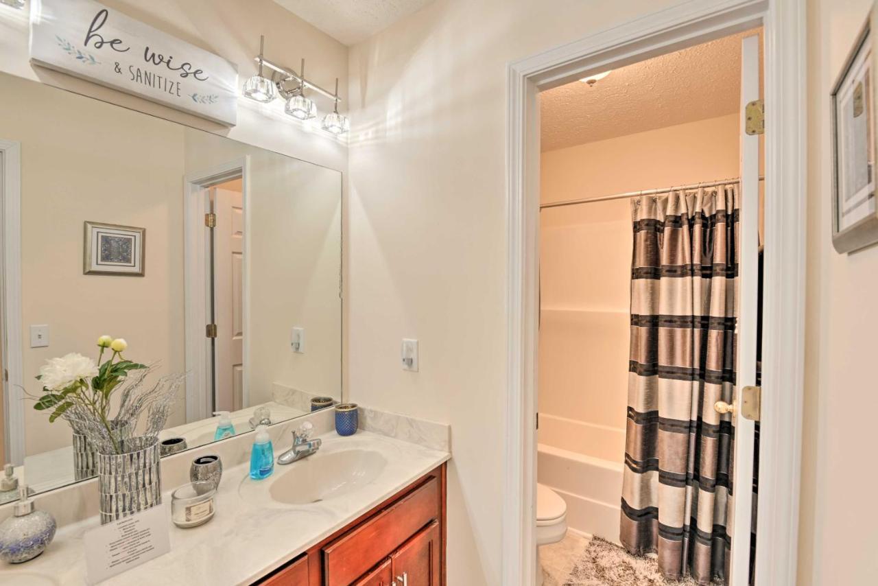 Charming About 6 Mi To Downtown!