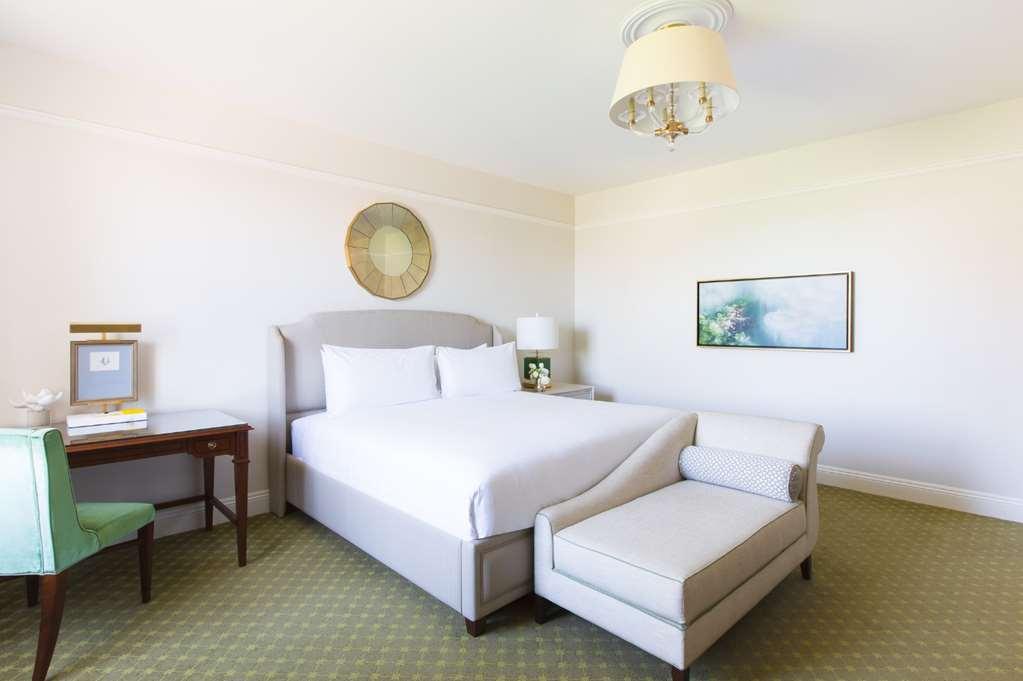 The Hermitage Hotel 5*