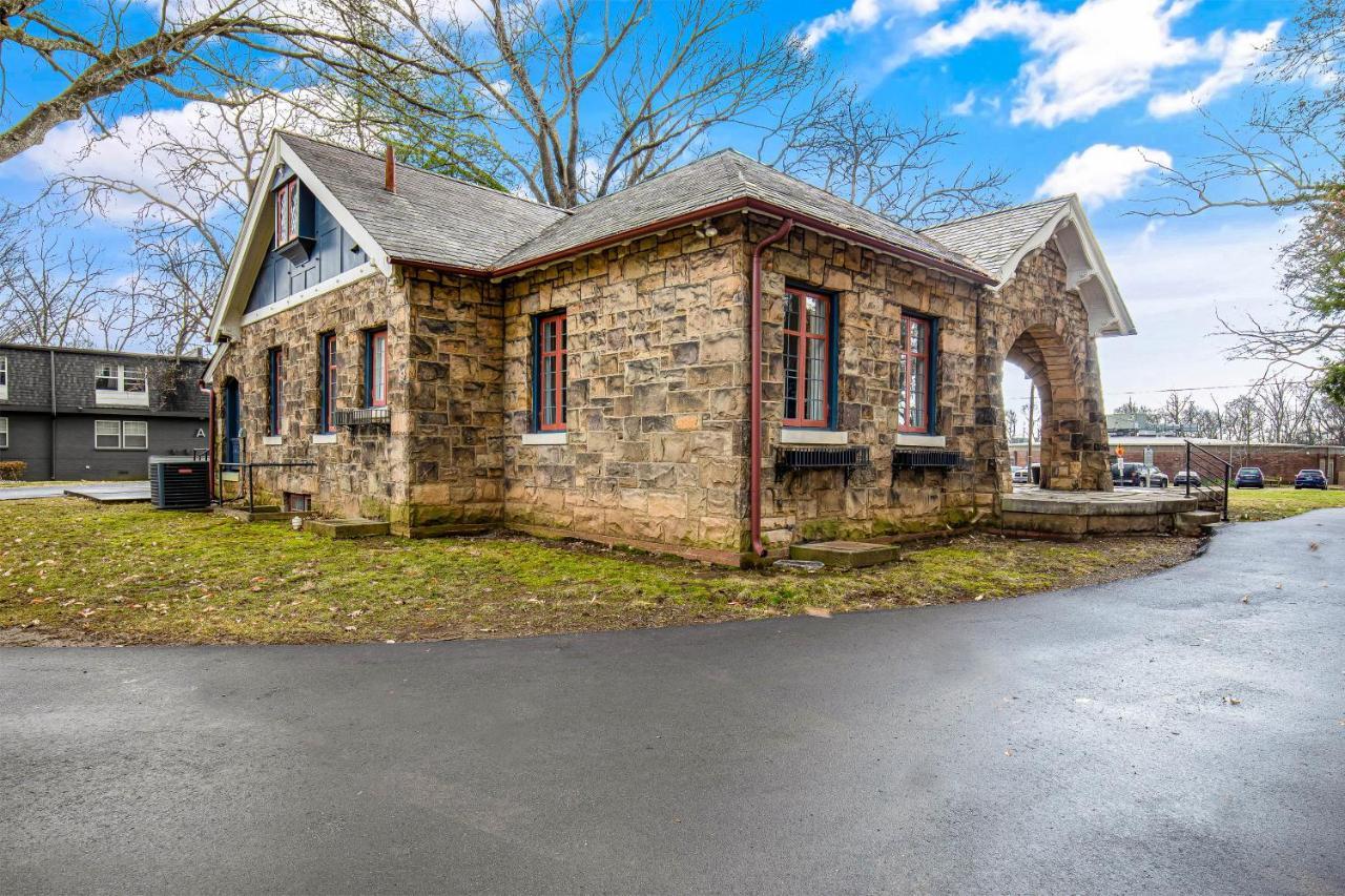 Holiday home The Howe House