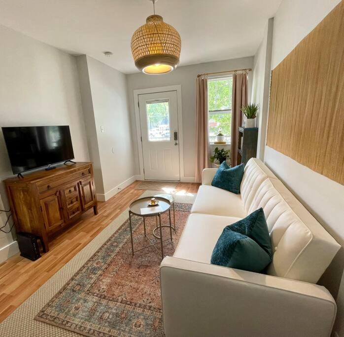Apartment Everything You Could Ask For In A
