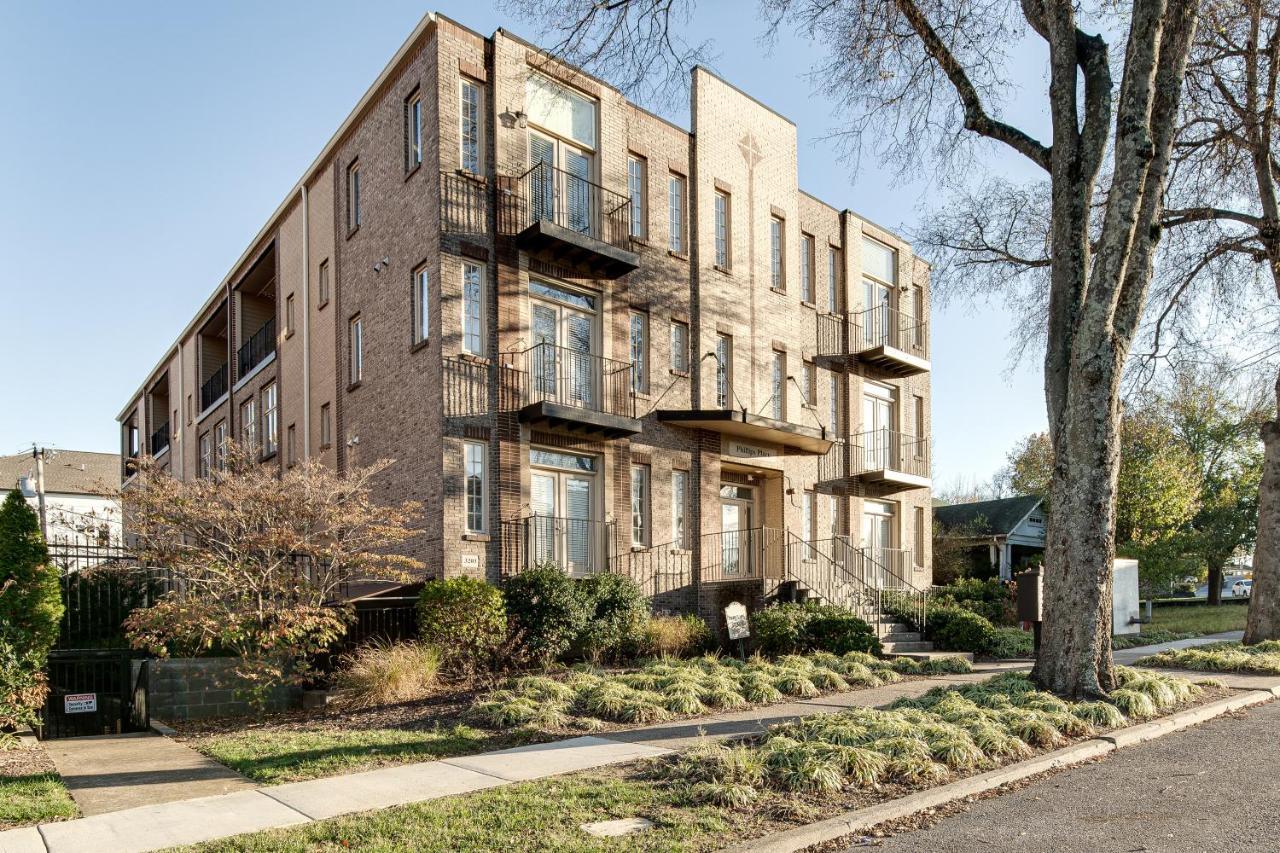 The Celebrity - Minutes To Broadway With A Balcony * Nashville