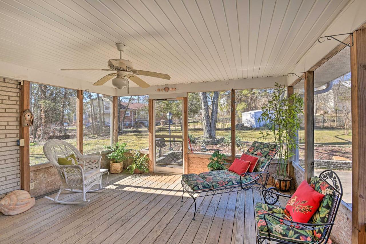 Roomy Getaway On Percy Priest Lake! Holiday home