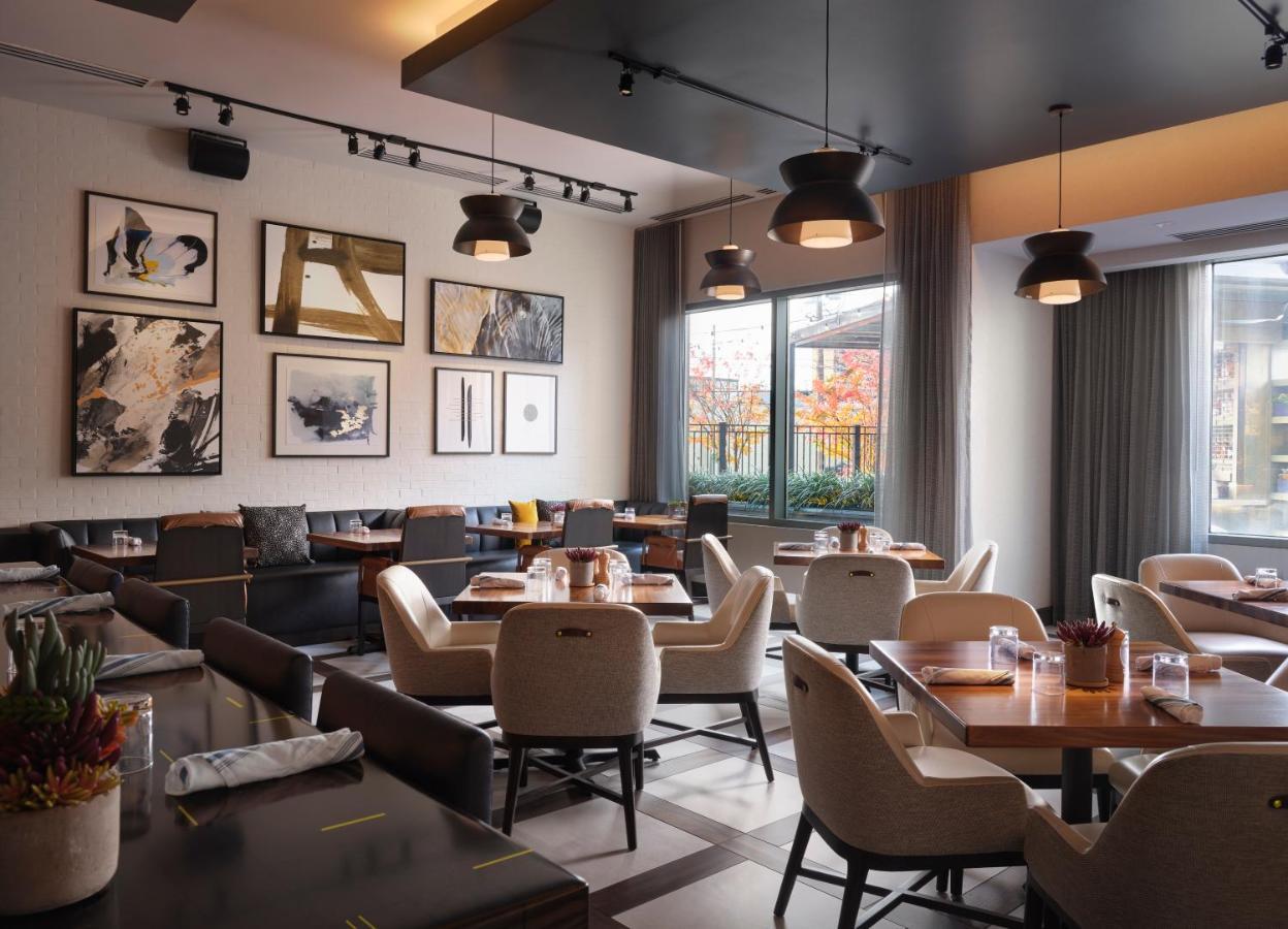 Hotel Marriott At Vanderbilt 4*