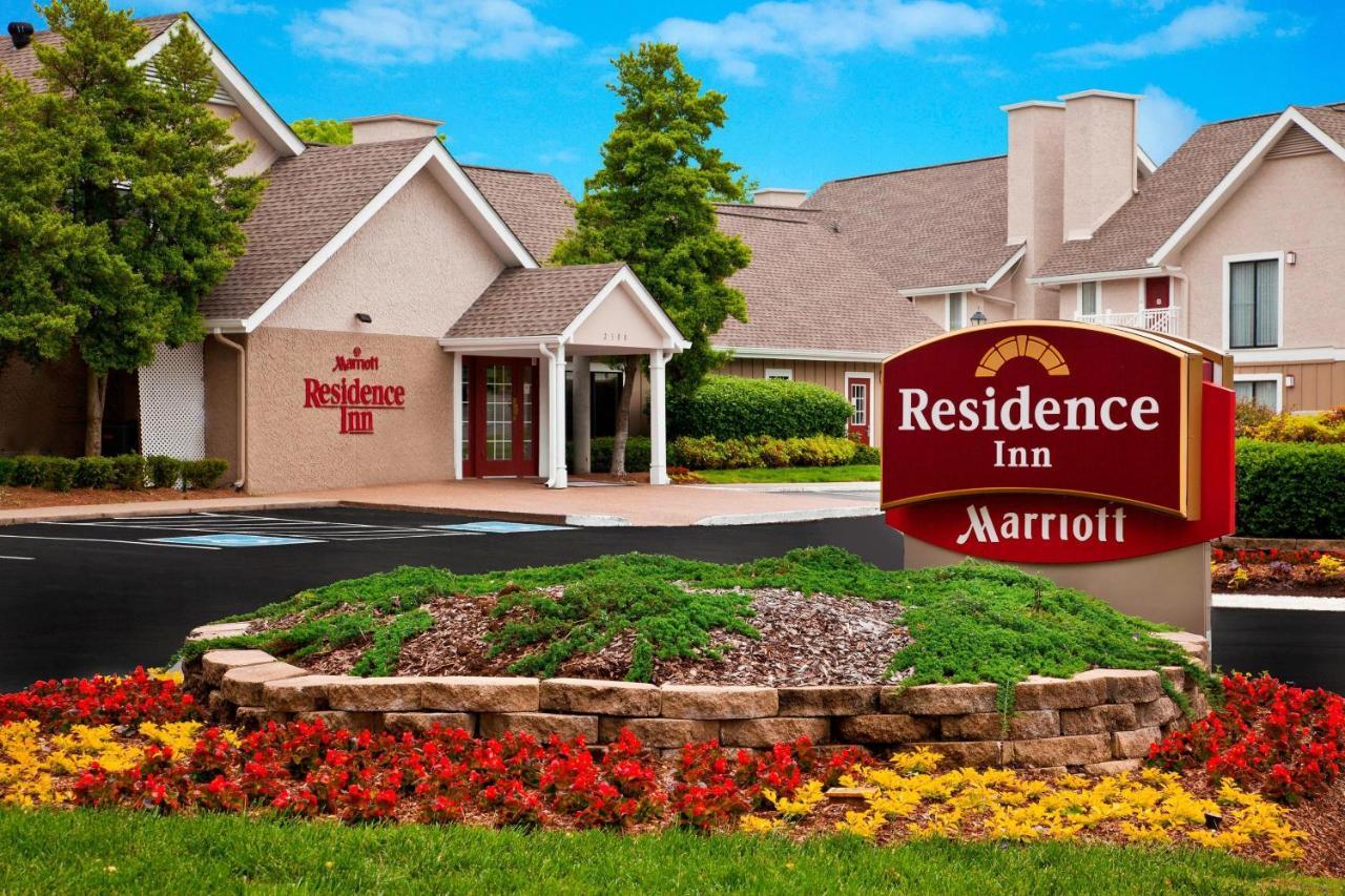 Hotel By Marriott Airport Nashville