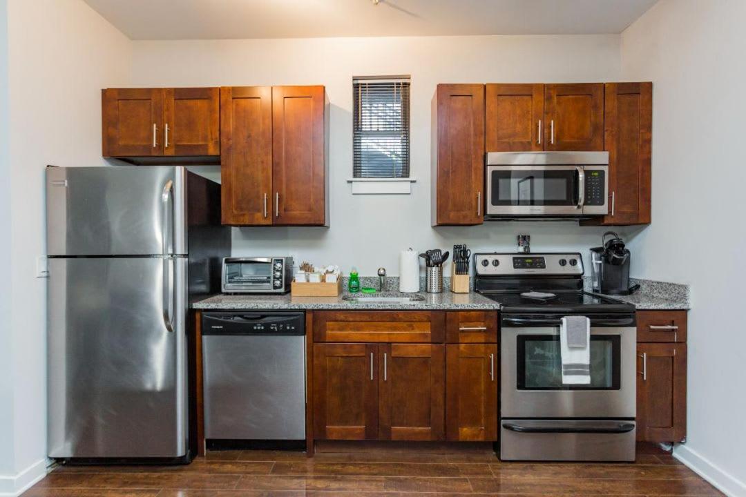 Apartment Cozysuites Music Row Spacious 1br With Free Parking 30 *