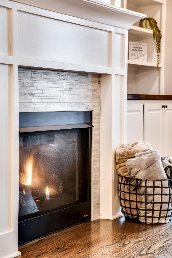 Nell's Haven Two Miles To Downtown & Broadway Holiday home Nashville