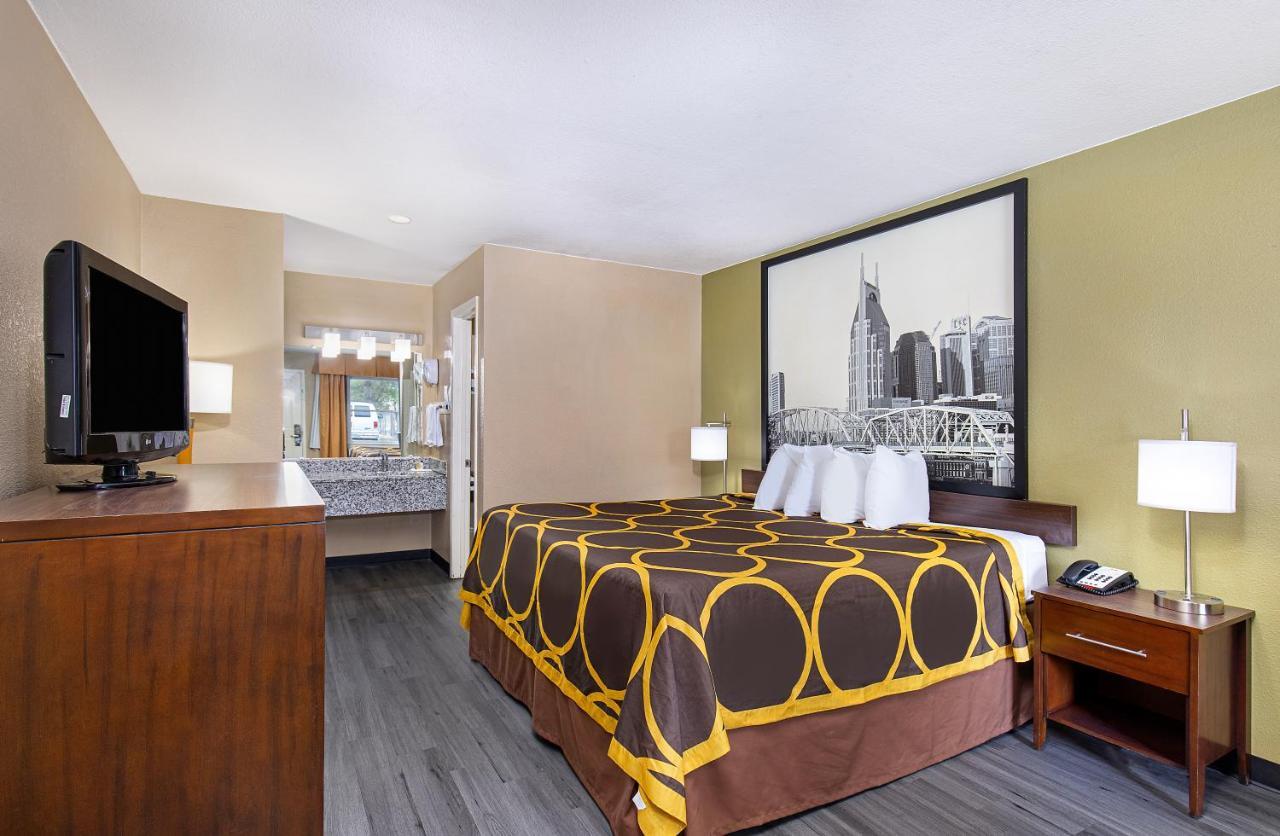 Super 8 By Wyndham West Nashville