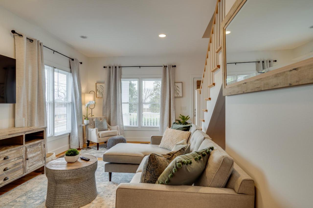 Skyline Views From Shelby With Wifi, Fully Furnished, Pet Friendly & In Unit Laundry *