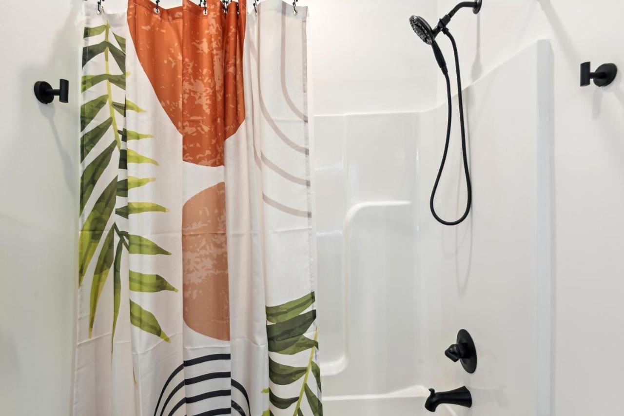 Vacation Near Bridgestone Arena! *