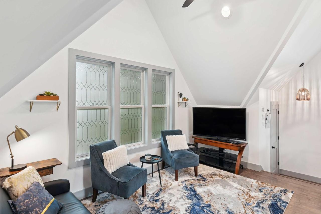 Apartment Vacation Near Bridgestone Arena!