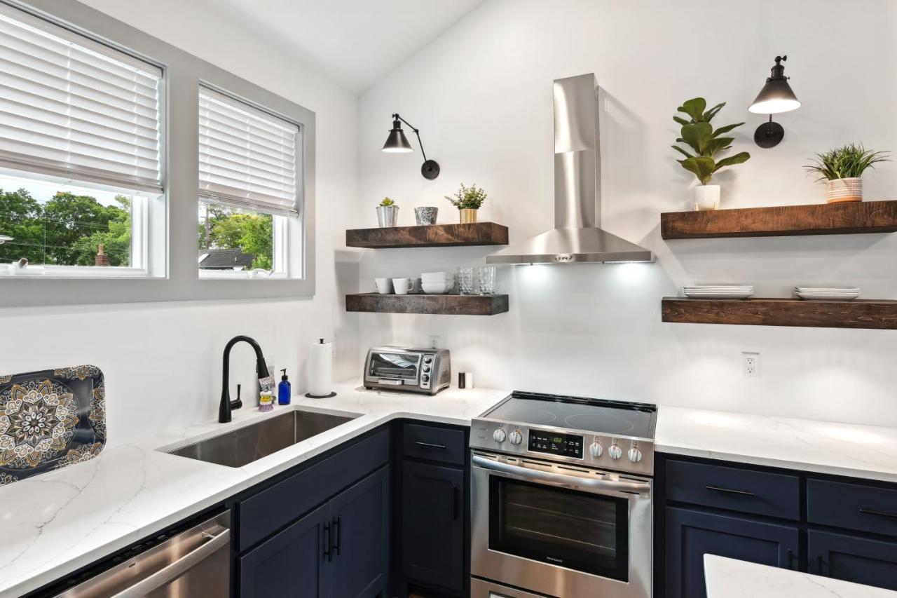 Vacation Near Bridgestone Arena! *