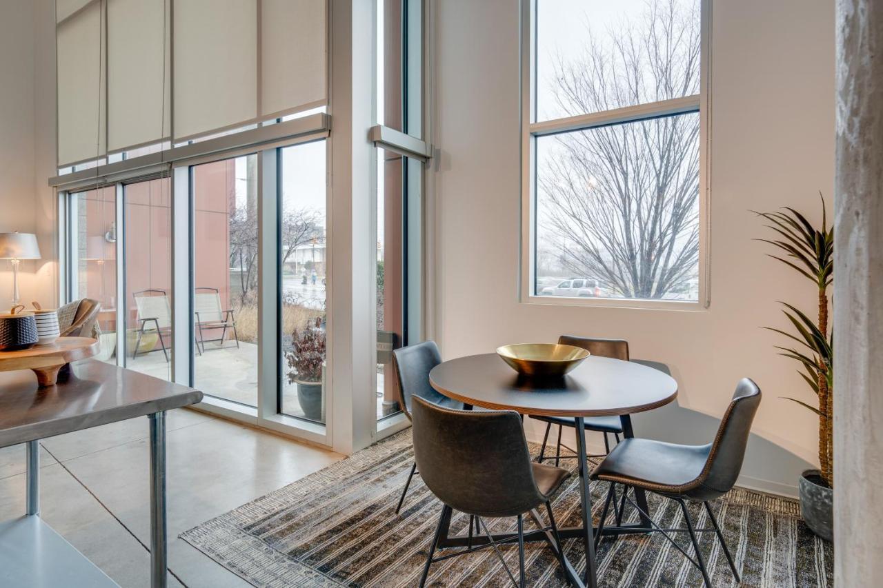 Two Story 2bd 2ba A Work Live