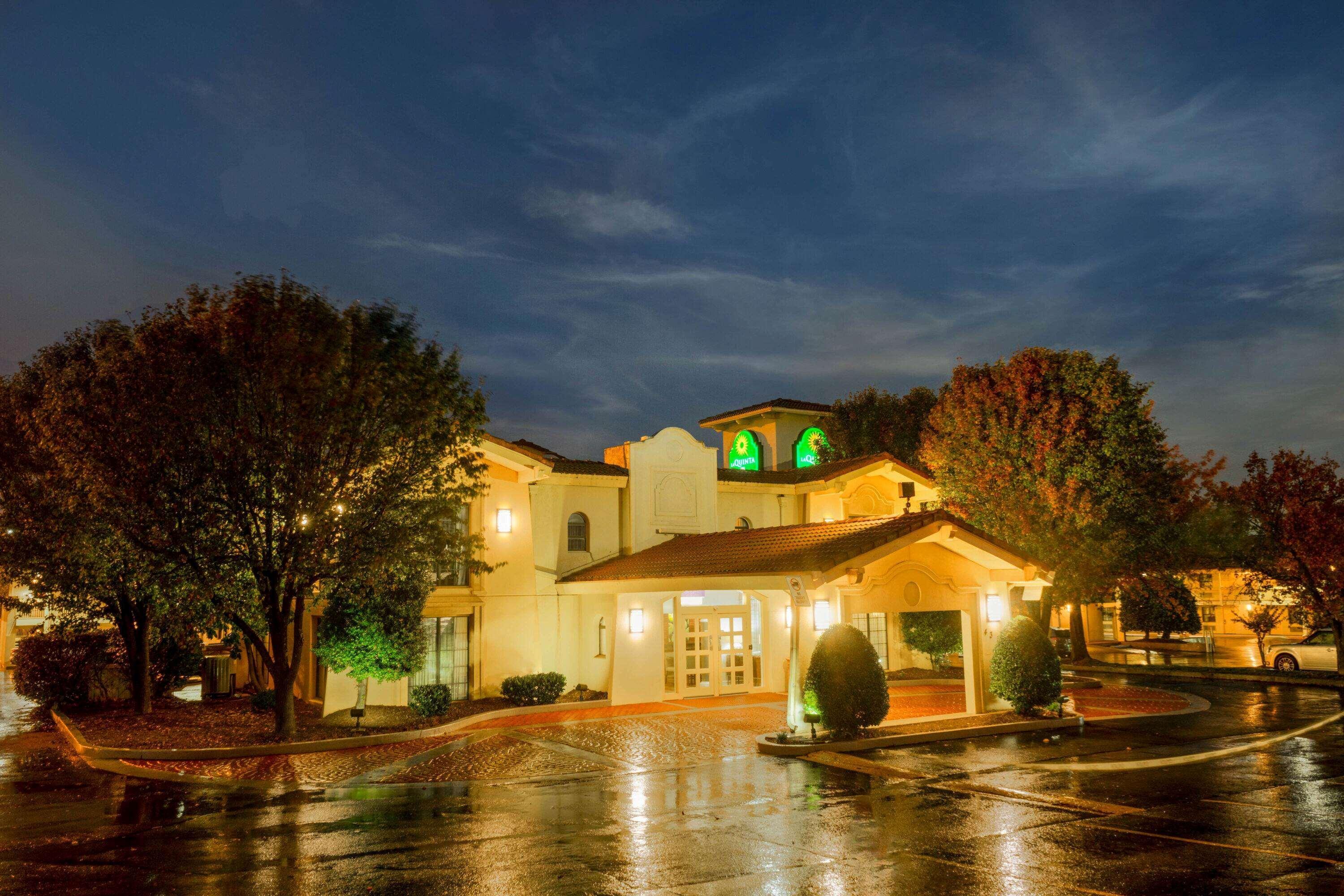 La Quinta By Wyndham South Hotel 2*