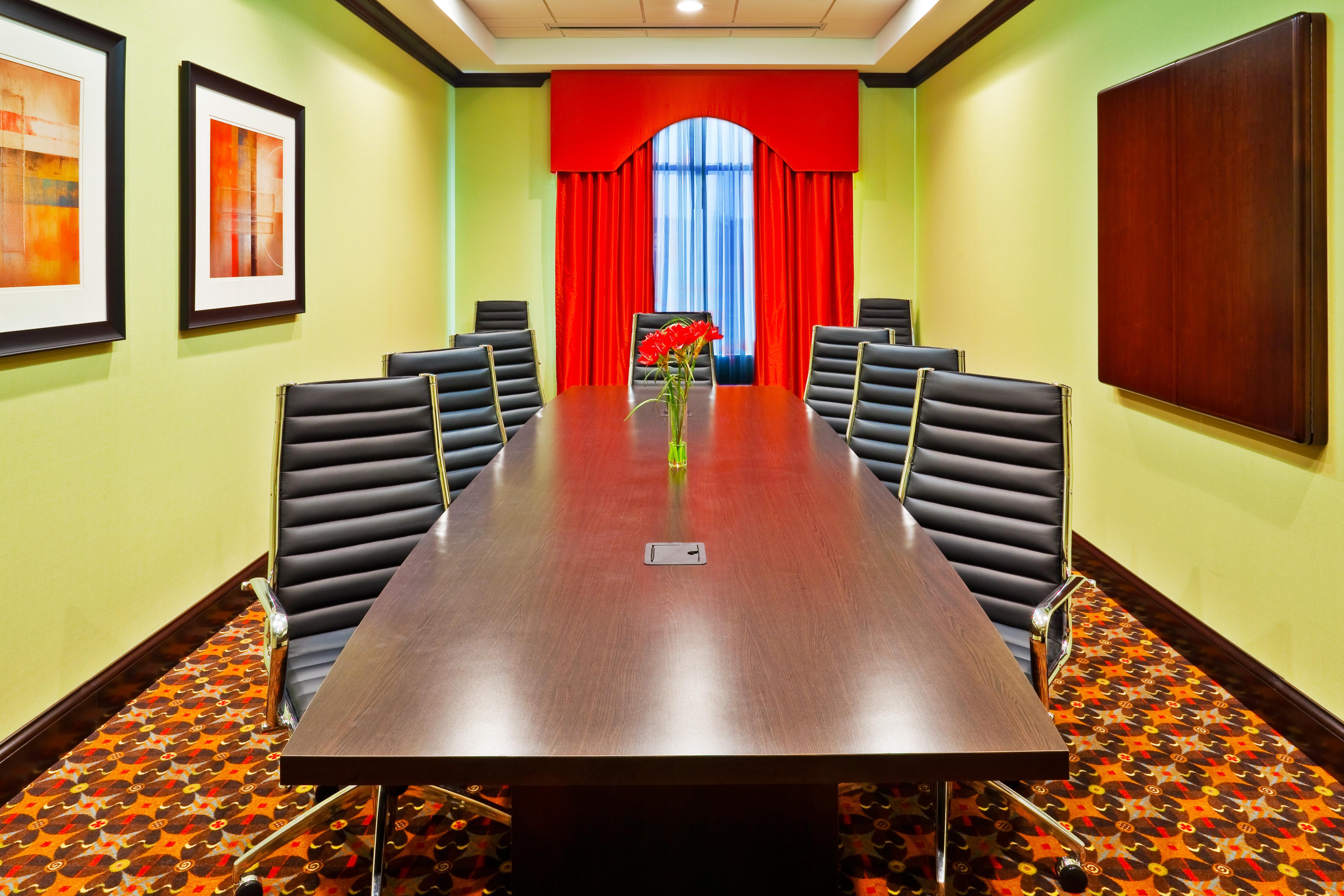 Hotel Express Nashville-opryland By Ihg