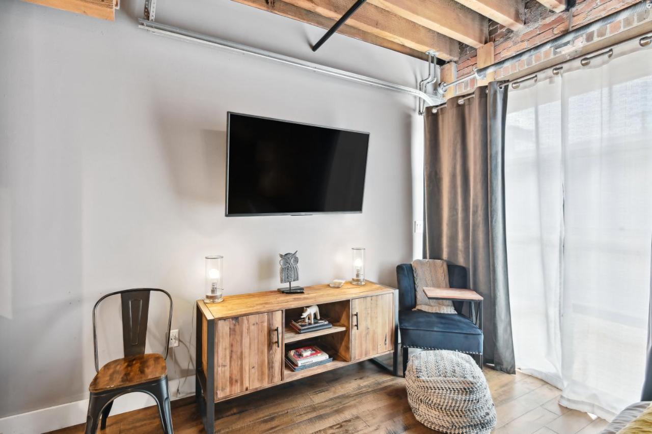 Apartment With Pool Access 2 Mi To Downtown Nashville!