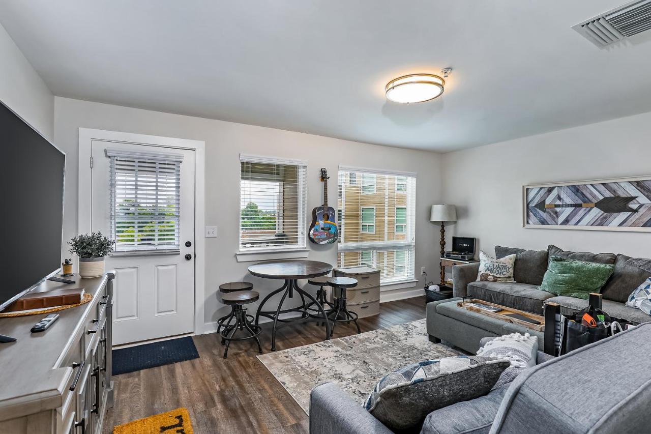 1062 Riverfront * Nashville