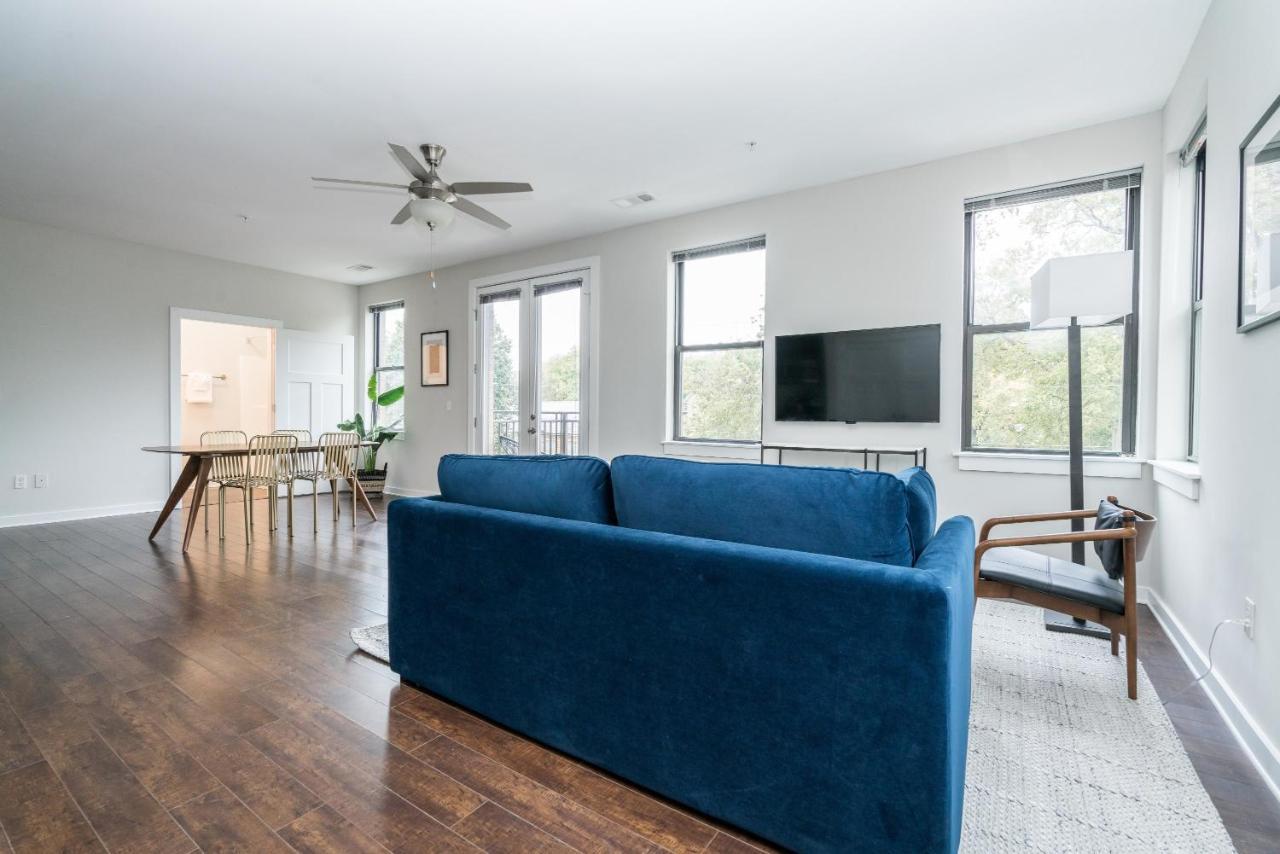 Cozysuites Music Row Stunning 2br -free Parking 50 Apartment