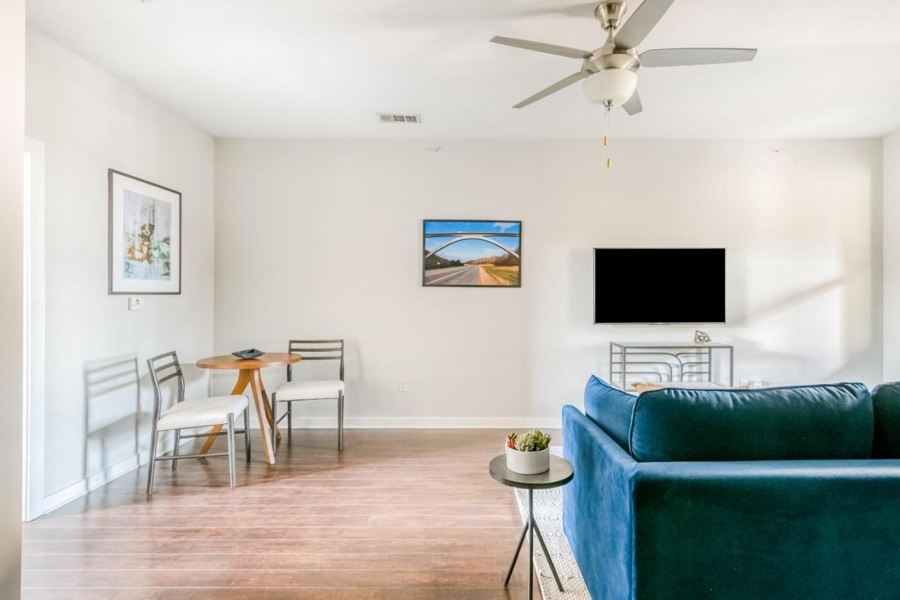 Cozysuites Musicrow Classy 1br W Free Parking 61 Apartment *