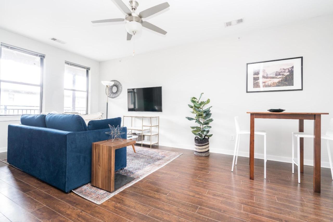 Cozysuites Music Row Elegant 1br W Free Parking 51 Apartment *