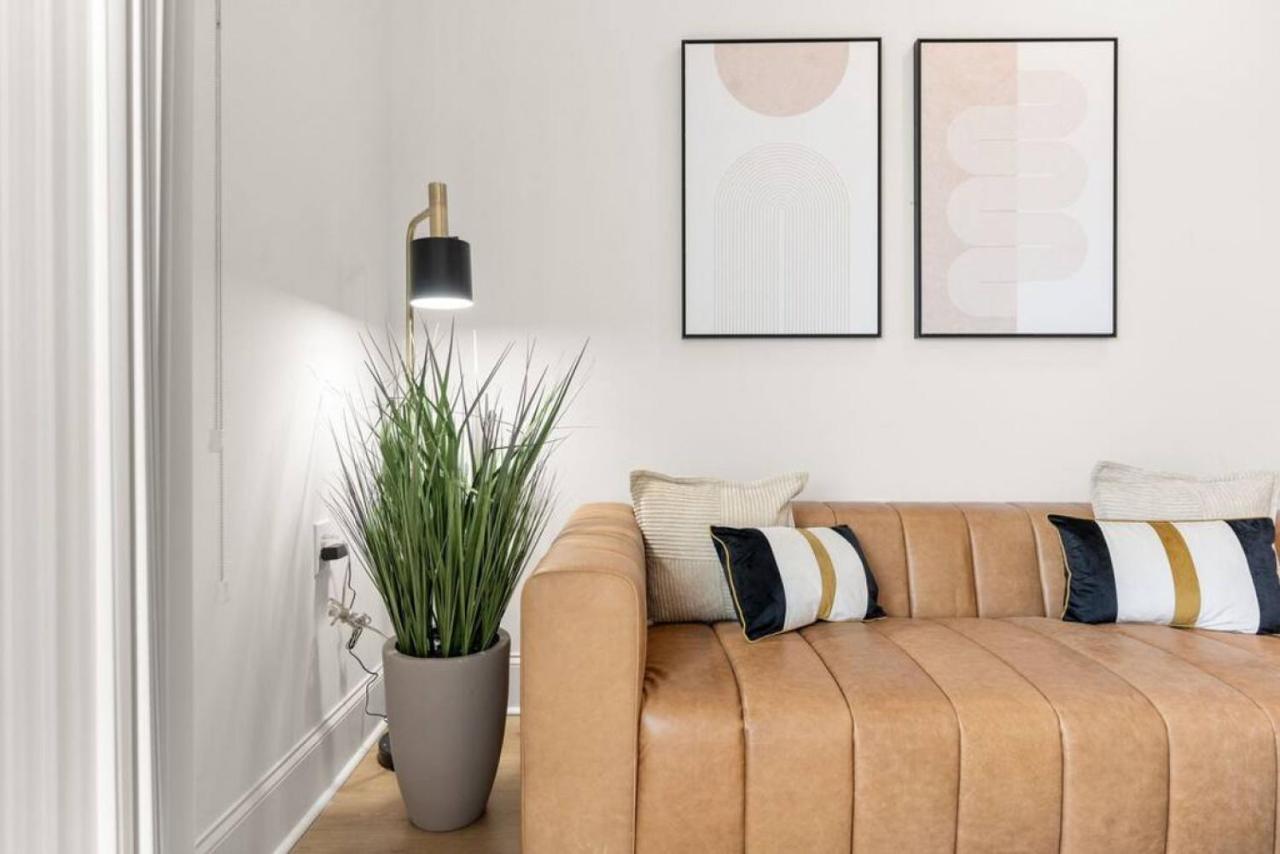 Apartment Chic Spacious 2 Bedroom Walk To Coffee And Restaurants *