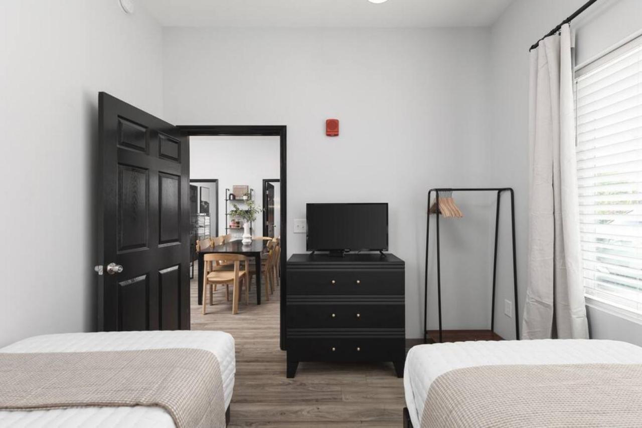 Apartment Modern Comfort Only 2 Mile To Downtown Broadway Nashville