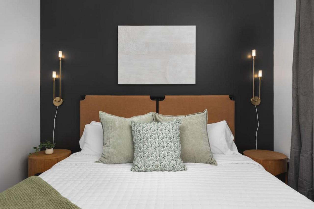 Apartment Modern Comfort Only 2 Mile To Downtown Broadway *