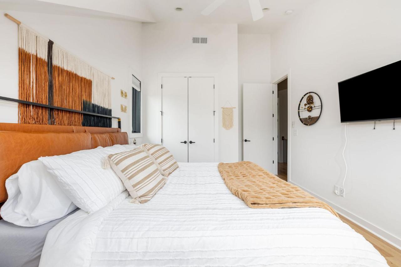 Holiday home Extra Spacious 4 Bed / 4.5 Bath Music Row