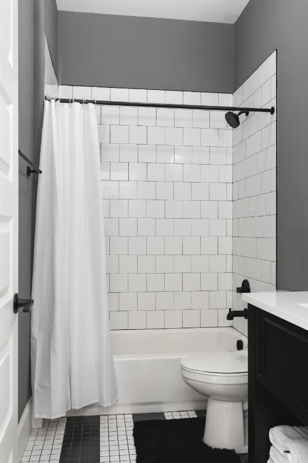 Comfy New 5 Bed 2 Bedroom Close To Downtown * Nashville