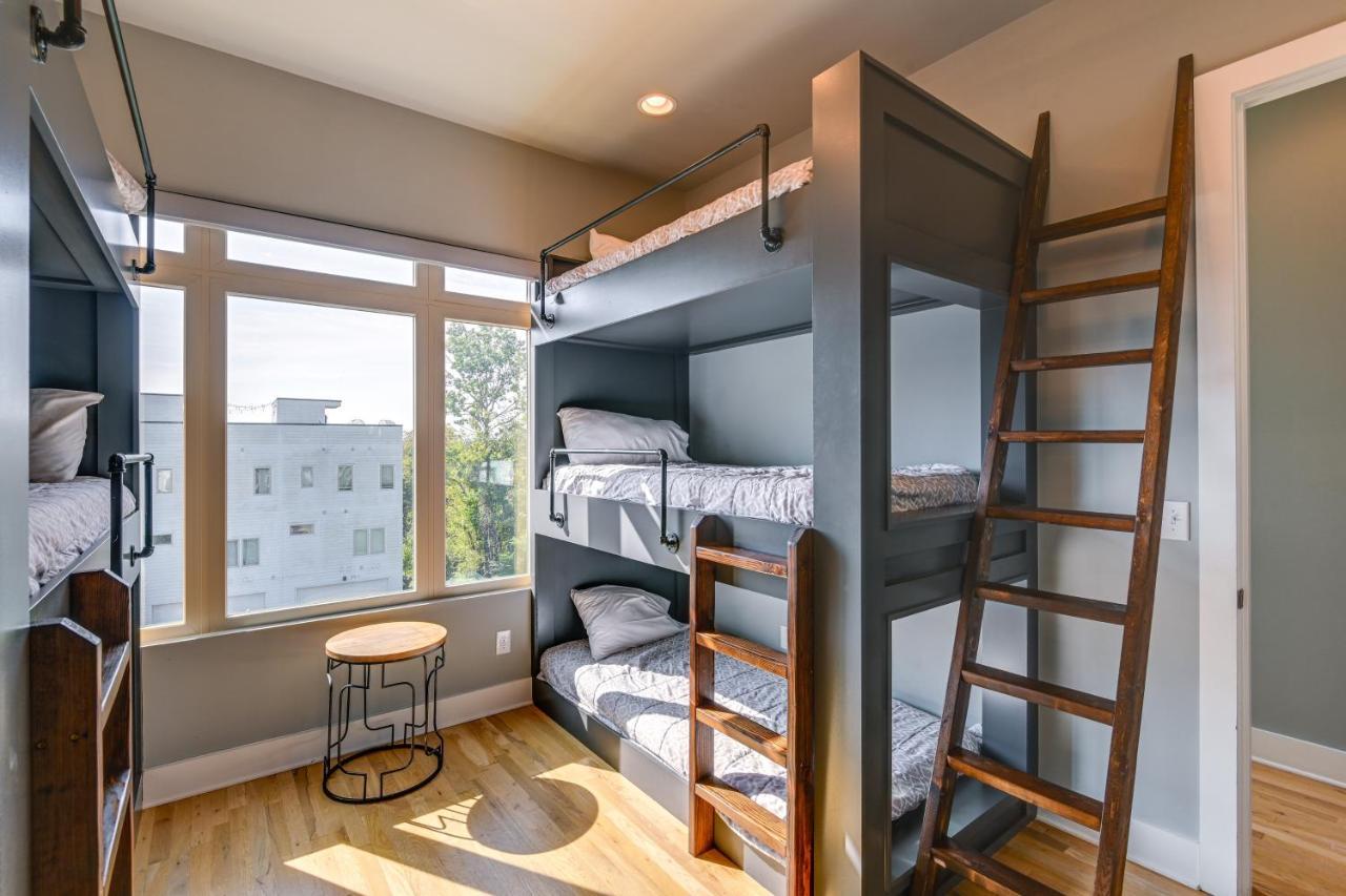Holiday home Townhome With Rooftop Balcony And Game Room!