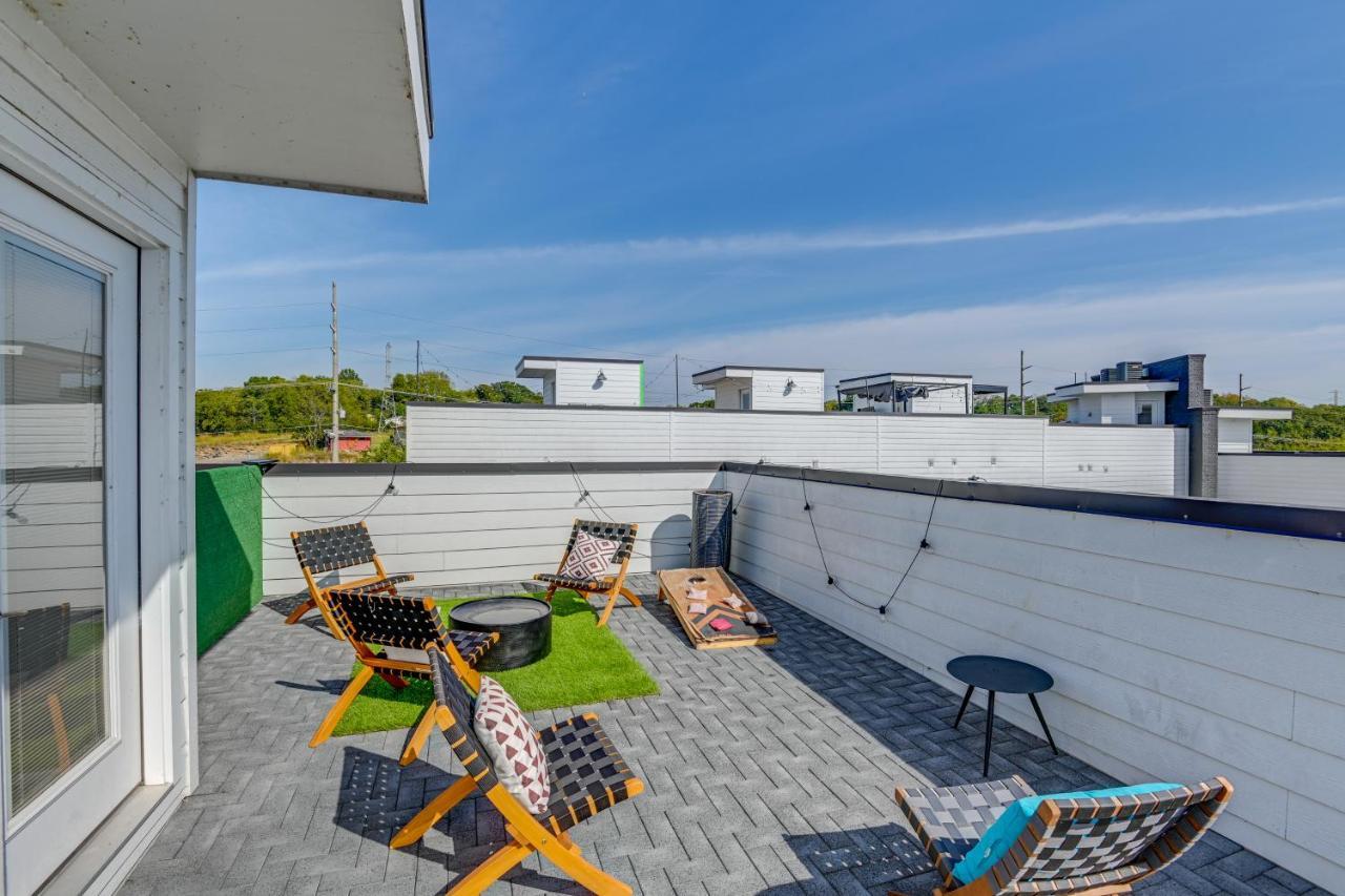 Holiday home Townhome With Rooftop Balcony And Game Room! Nashville