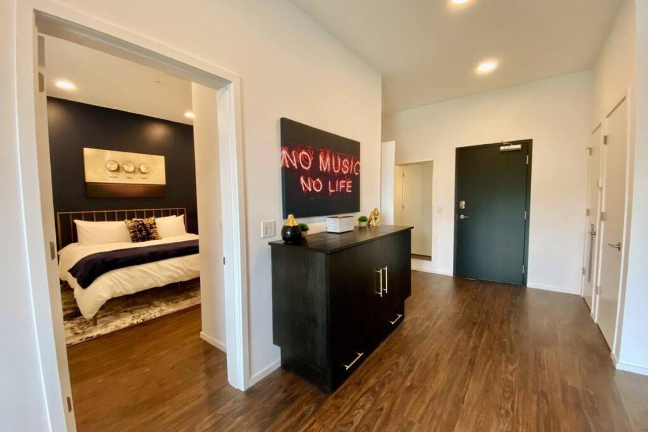 Chic Modern Pool, Patio, Parking Nashville