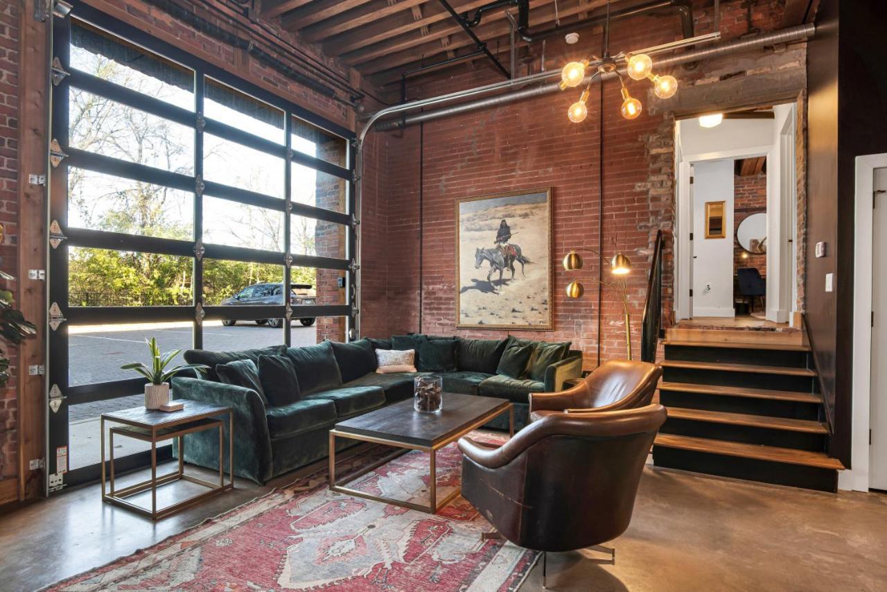 One-of-a-kind! Roll Up Garage Door-pool, Speakeasy *