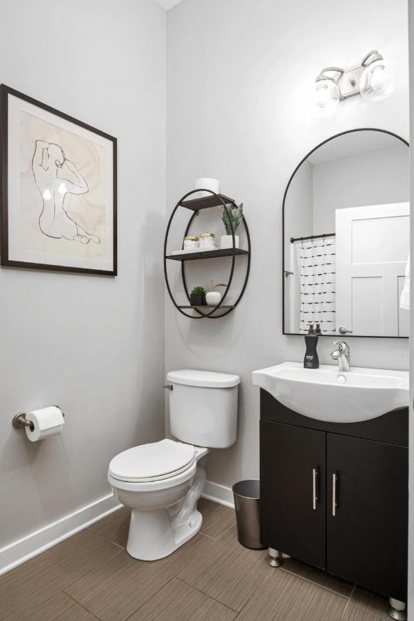 Lovely 2 Bedroom,3 Bed Near Restaurants, Bars, Shopping And Vanderbilt, Belmont * Nashville