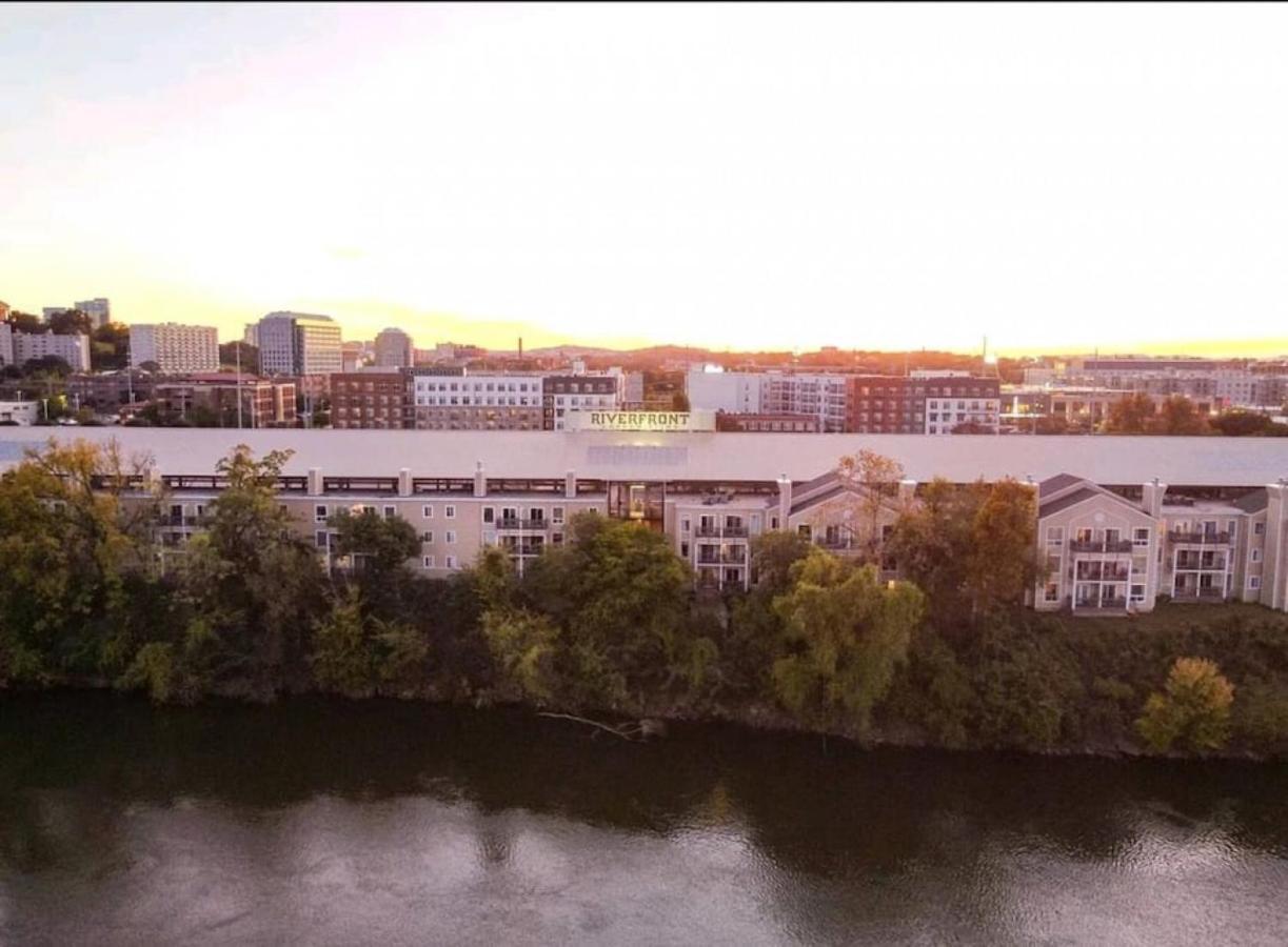 Apartment 4 Bed, 2 Bedroom Pool, Walk To Downtown And Germantown Nashville