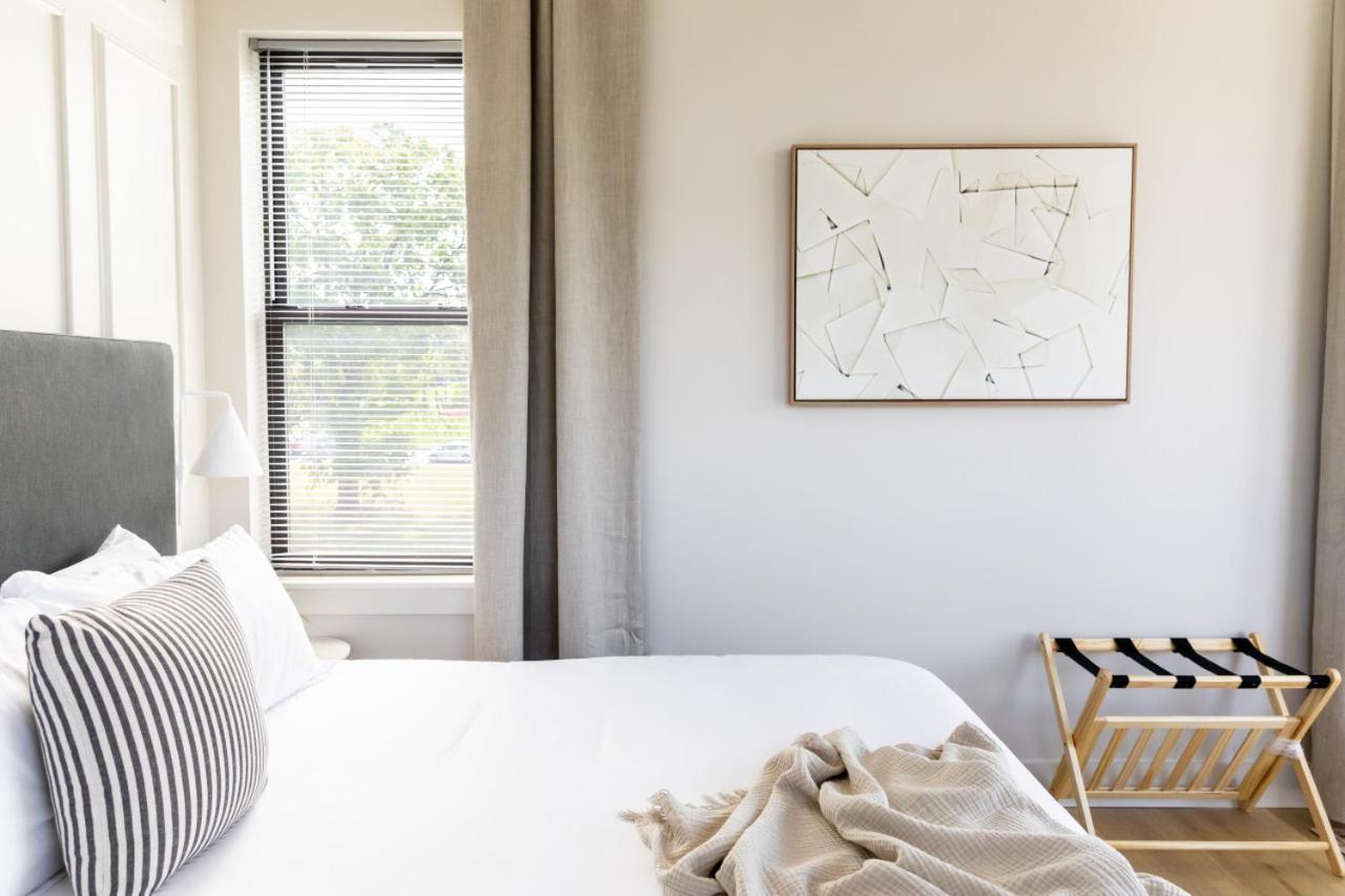 Luxury By Music Row Belmont Vanderbilt Free Parking