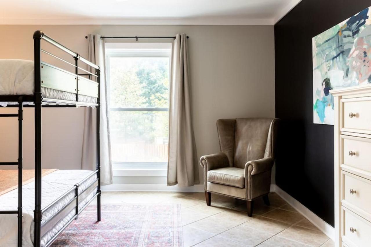 Holiday home Famous Music Row Presidential With Guitar Pool Nashville