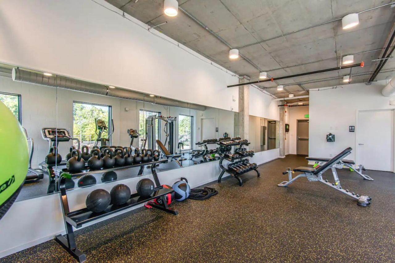 Gulch Located With 4 Beds, Pool, Private Patio And Secure Parking Holiday home *