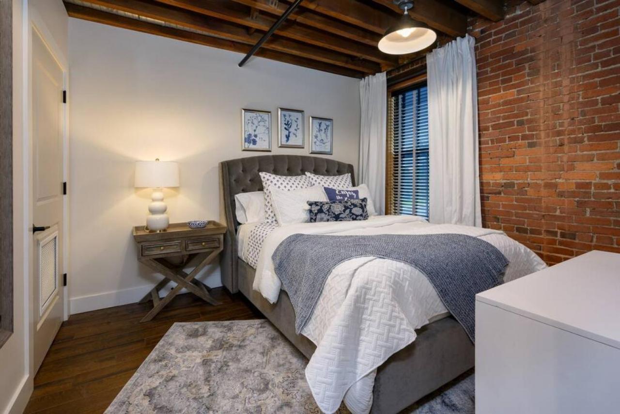 Holiday home Regal Retreat In Pool Gym Free Parking *