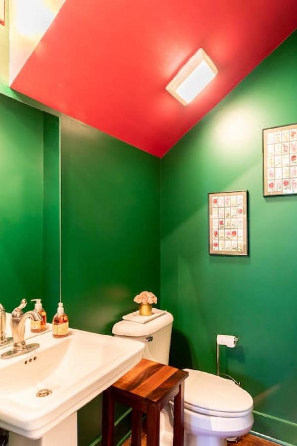 Cheerful 6 Beds 3 Bedroom House With Outdoor Space Nashville