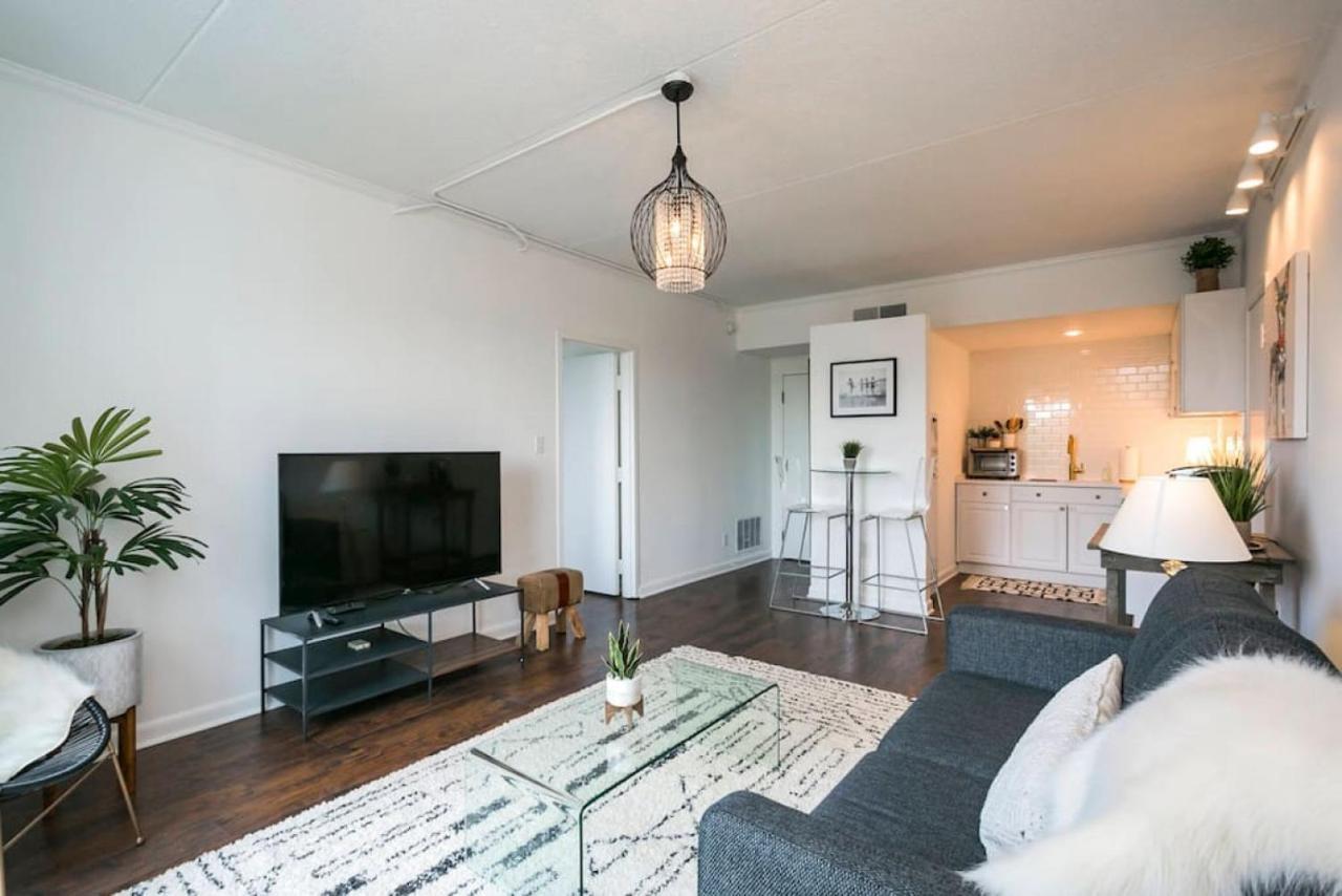 Elvis But Modernized 3 Beds Pool Parking Holiday home