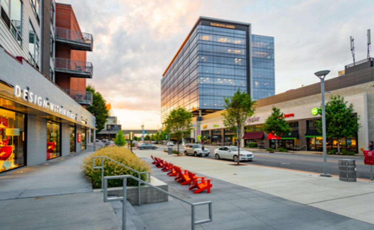 Unique With Pool, Patio, Parking * Nashville