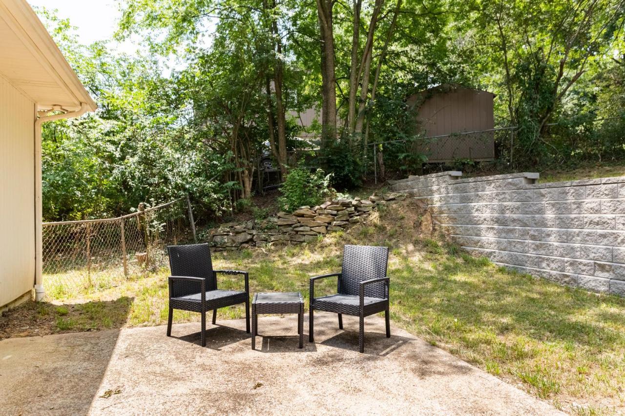 Spacious In A Quiet Neighborhood *
