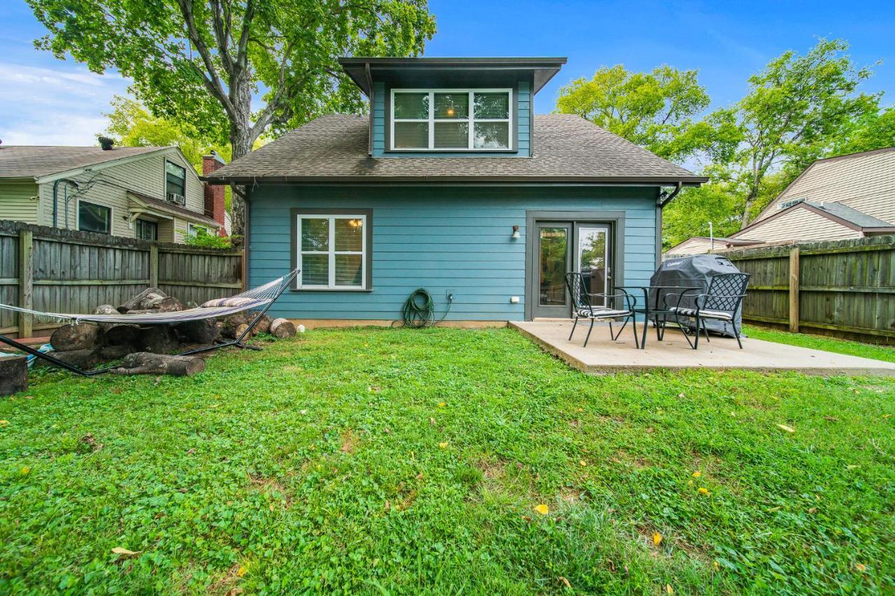 Spacious 3 Bedroom 6 Beds House With Large Yard