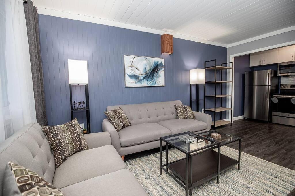 Walk To 12 South, 7 Min To Downtown, Free Parking! Nashville