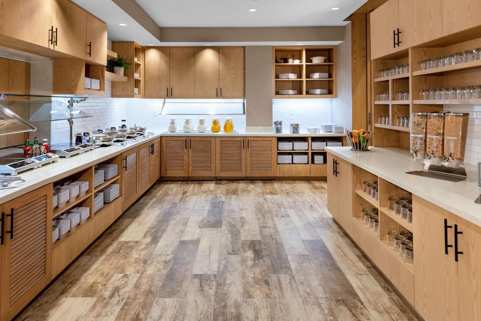 Hyatt House Downtown-convention Center 3*