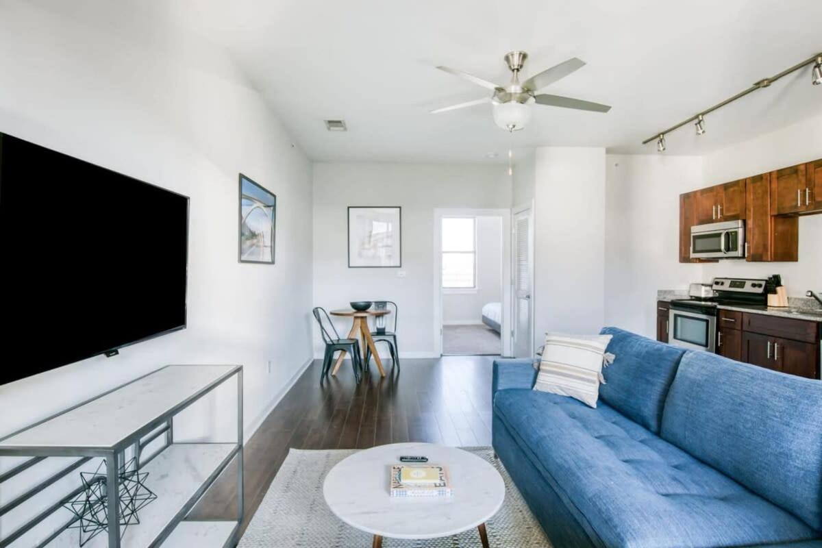 Cozysuites Music Row Chic 1br W Free Parking 57 Apartment