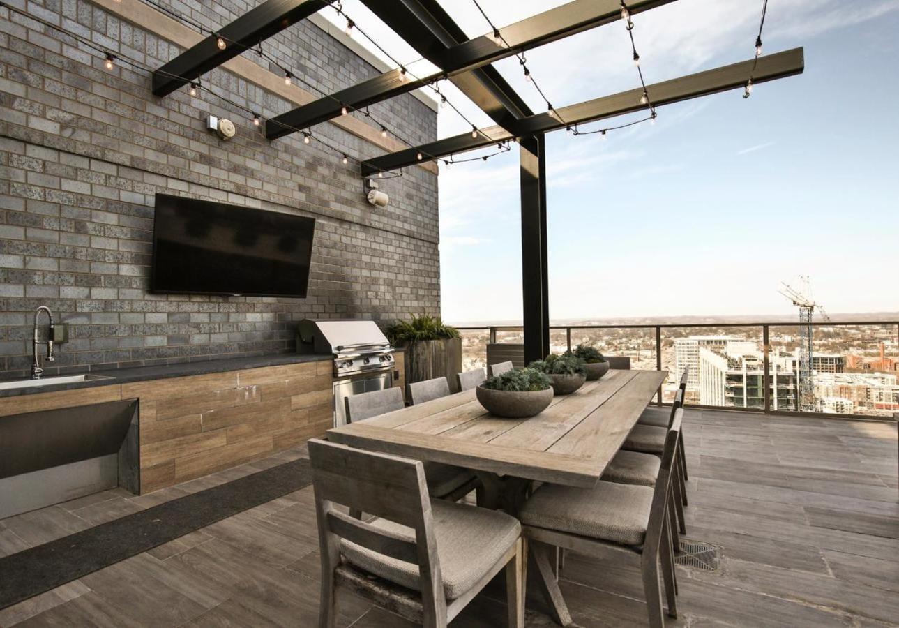 Apartment Deluxe On Broadway