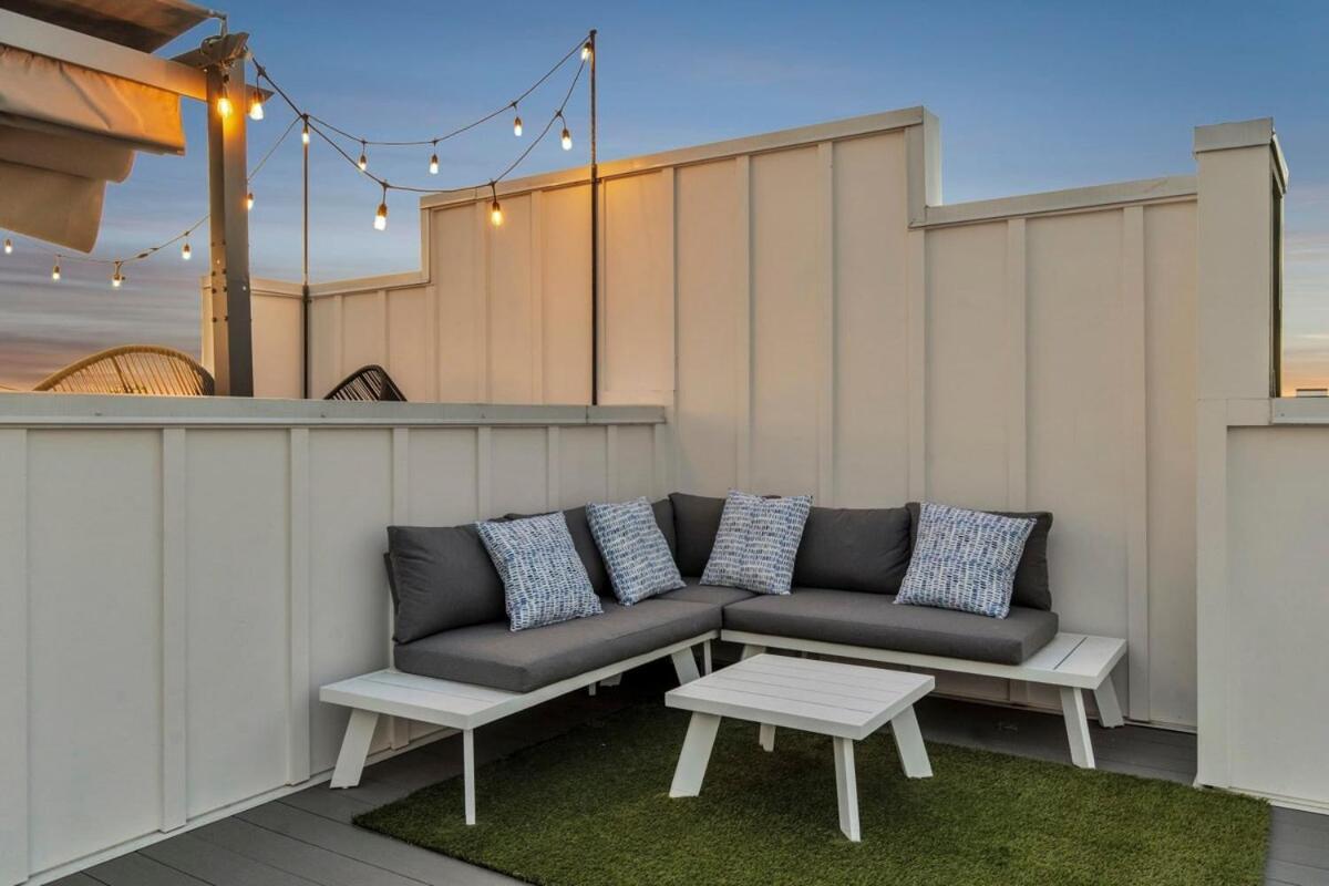 Double Lux 26beds 2 Rooftop Views Free Parking Holiday home *