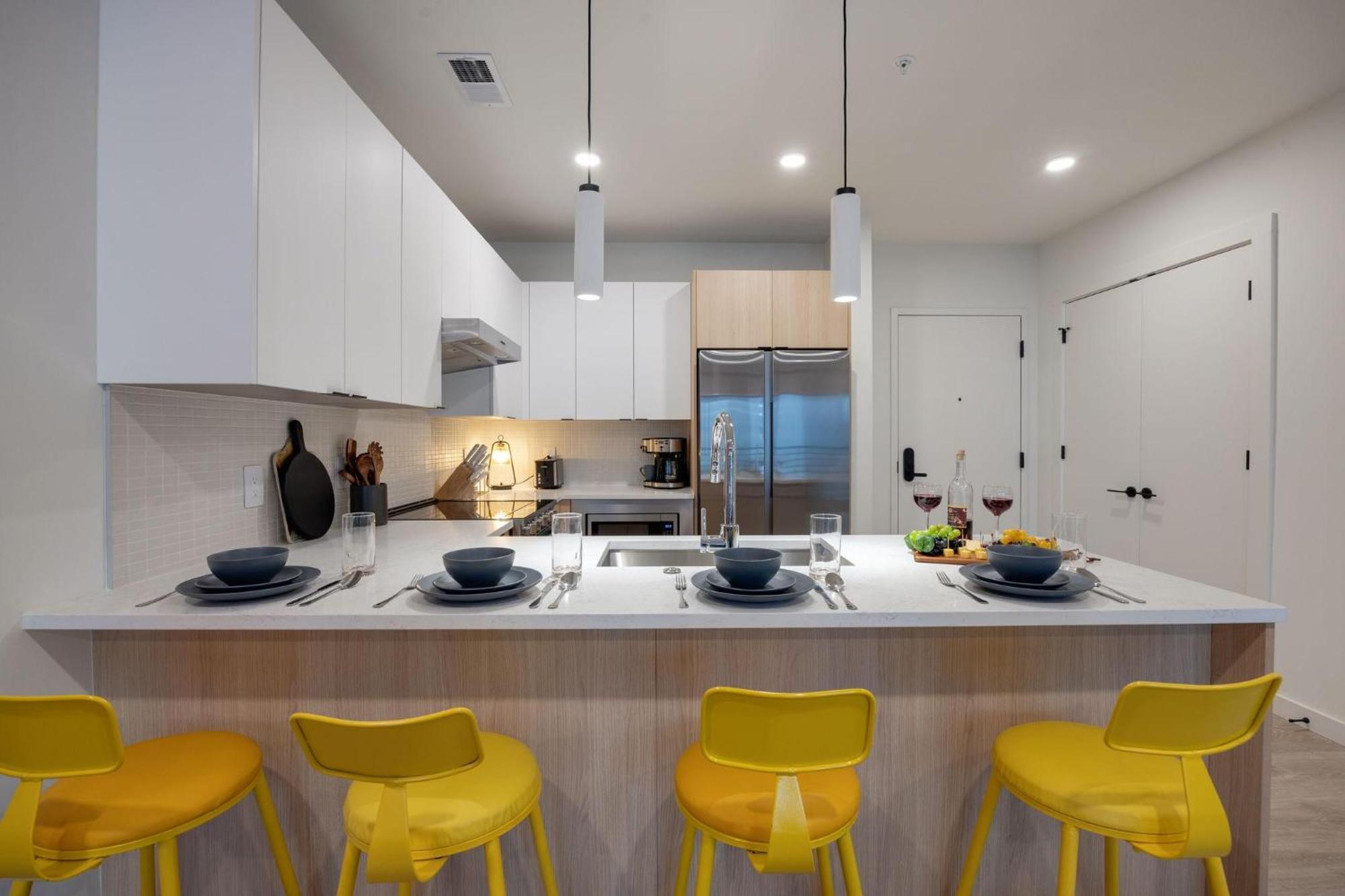 Hyve - Waves - Walk To Broadway Holiday home